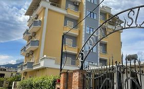 Apartments Rezidenca Sinani Orikum